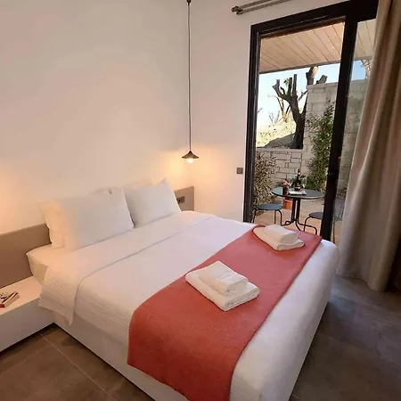 Hotel Yerli