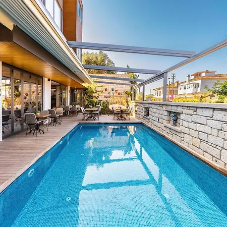 Hotel Yerli 2*