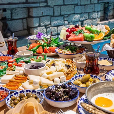 Yerli Hotel 2*